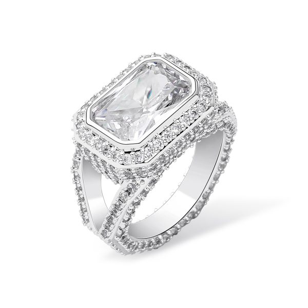 Emerald Cut Ring - Giventtie