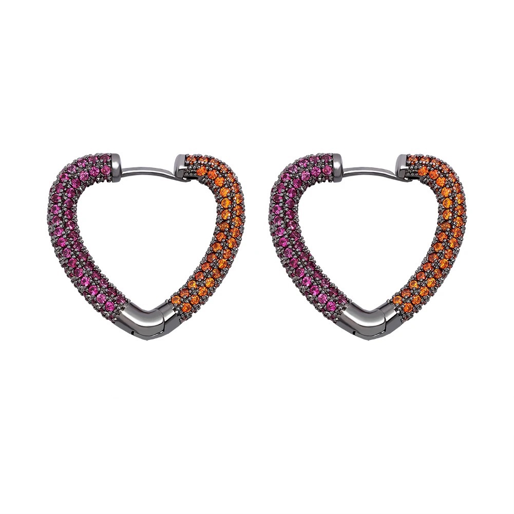 Iced Heart Earrings - Giventtie